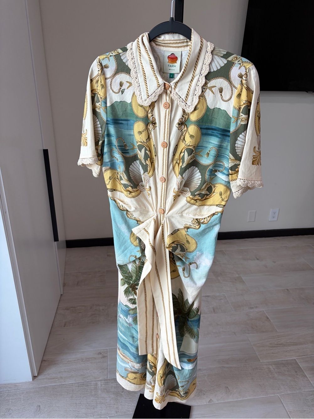 Farm Rio: Off-White Royal Sea Collared Midi
Dress - Picture 7 of 13